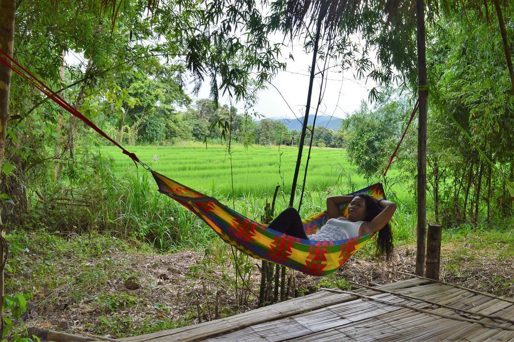 Monkey House Hotell Pai Exteriör bild
