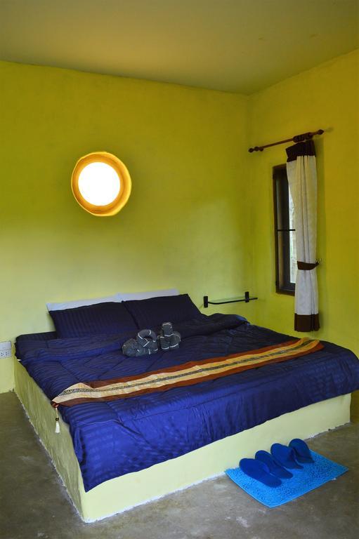 Monkey House Hotell Pai Exteriör bild